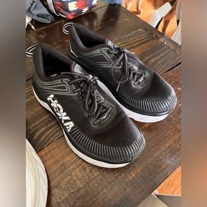 Hokas Bondi 7